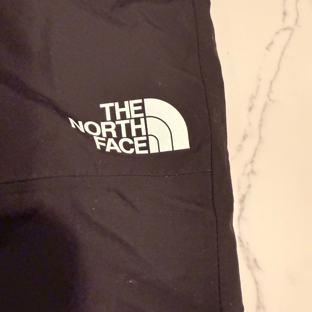 The North Face Boys M Black Insulated Ski/Snow Pants - Picture 4 of 7